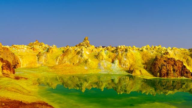 spectacular image of afar landscape